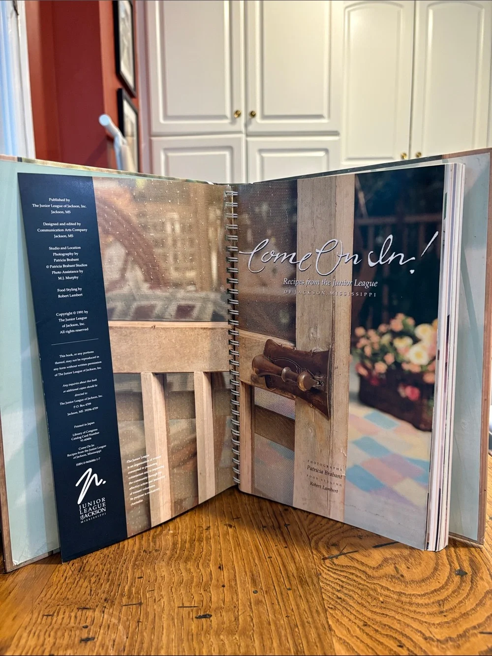 Come On In! Recipes from the Junior League of Jackson, Mississippi- Spiral Bound